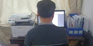 湖南警察谢军 一个不平凡的背影